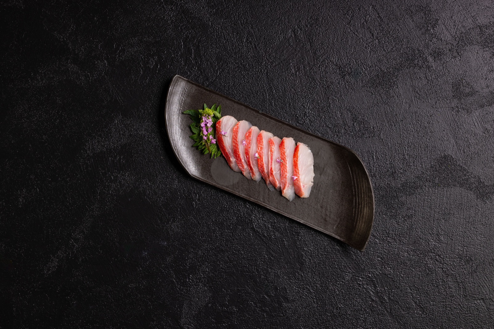 Kinmedai, Golden eye snapper